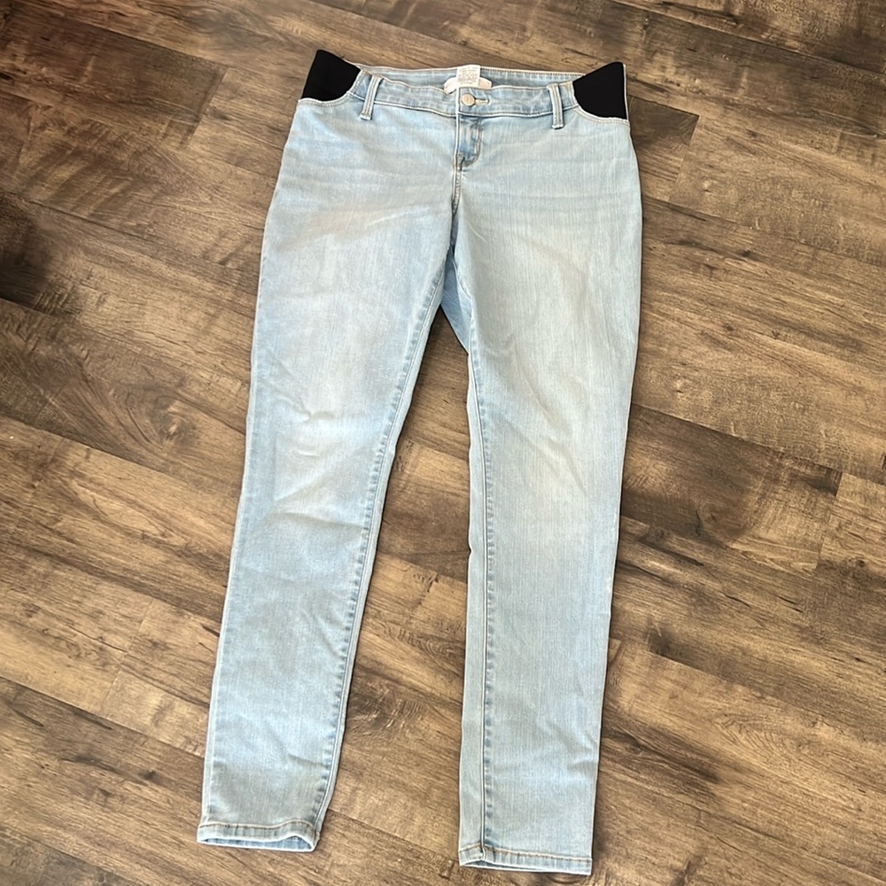 Isabel Light Wash Maternity Jeggings